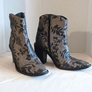 Free People, Barclay Gray Black Floral Brocade Ankle Boots Size 37
